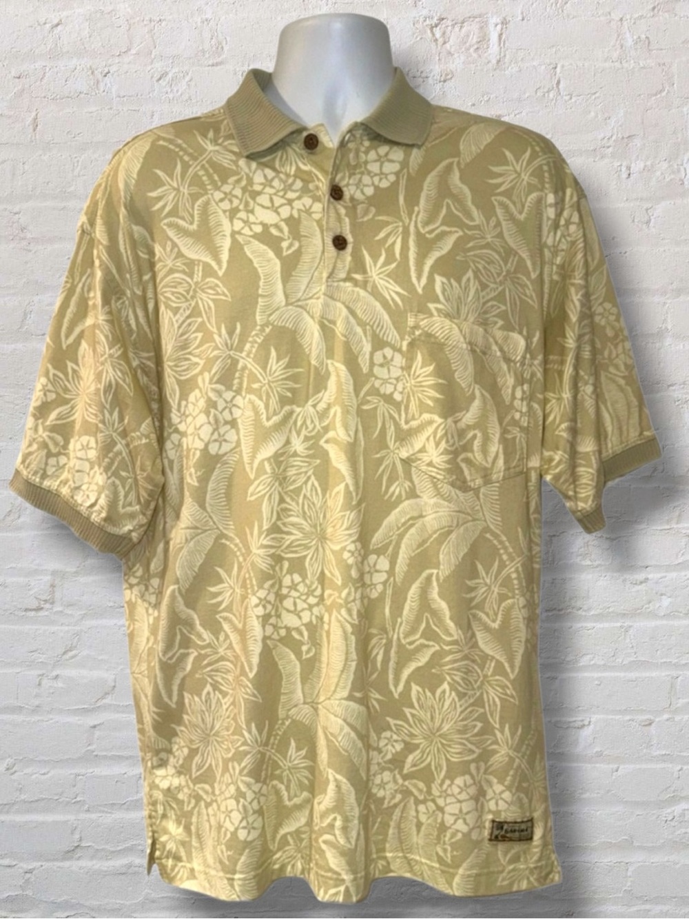 Tommy Bahama Vintage Floral Polo Shirt Men’s Medium Beige (Made in Macau)